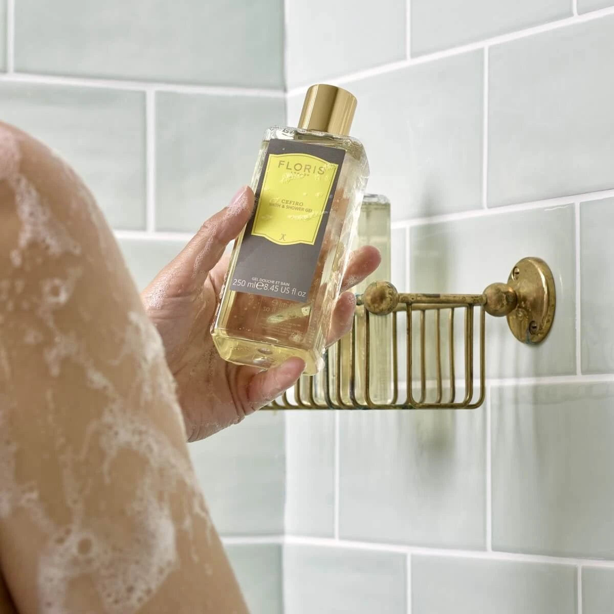 Cefiro, Bath & Shower Gel, 250 ml.