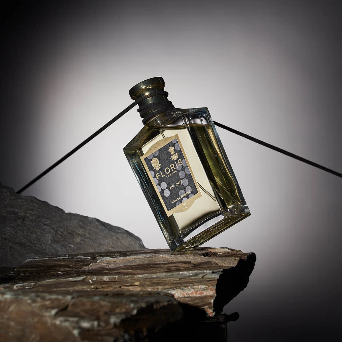 No. 007, Eau de Parfum, 100 ml.