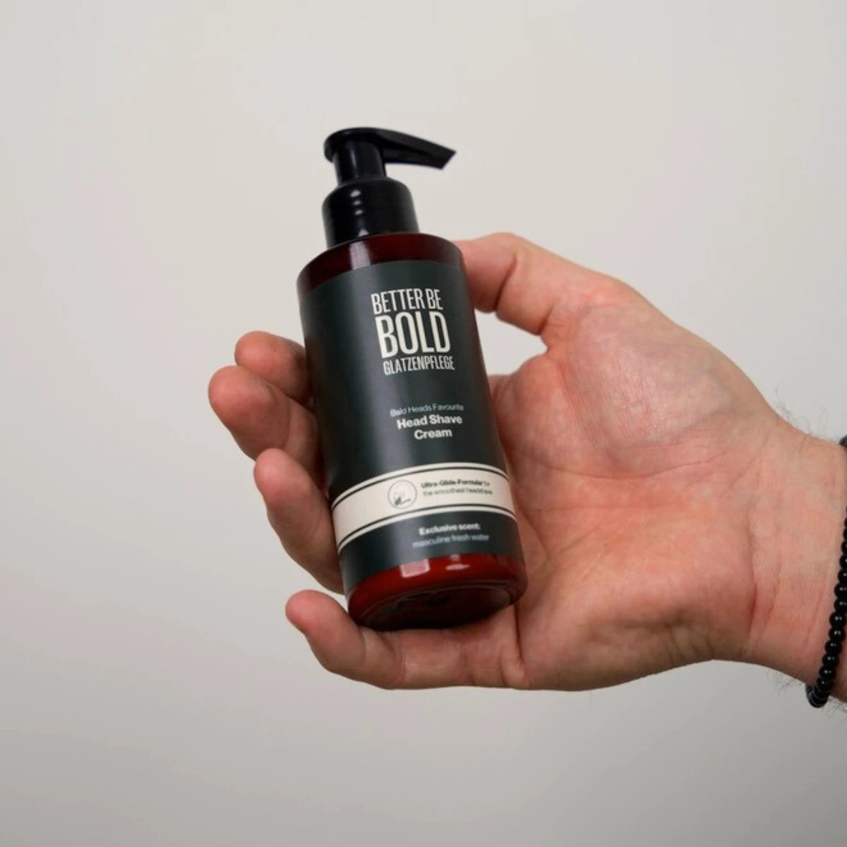 Head Shave Cream, Ultra-glide formular, 150 ml.