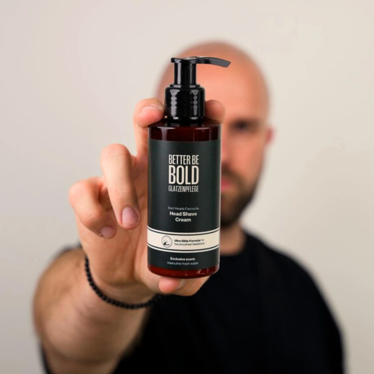 Head Shave Cream, Ultra-glide formular, 150 ml.
