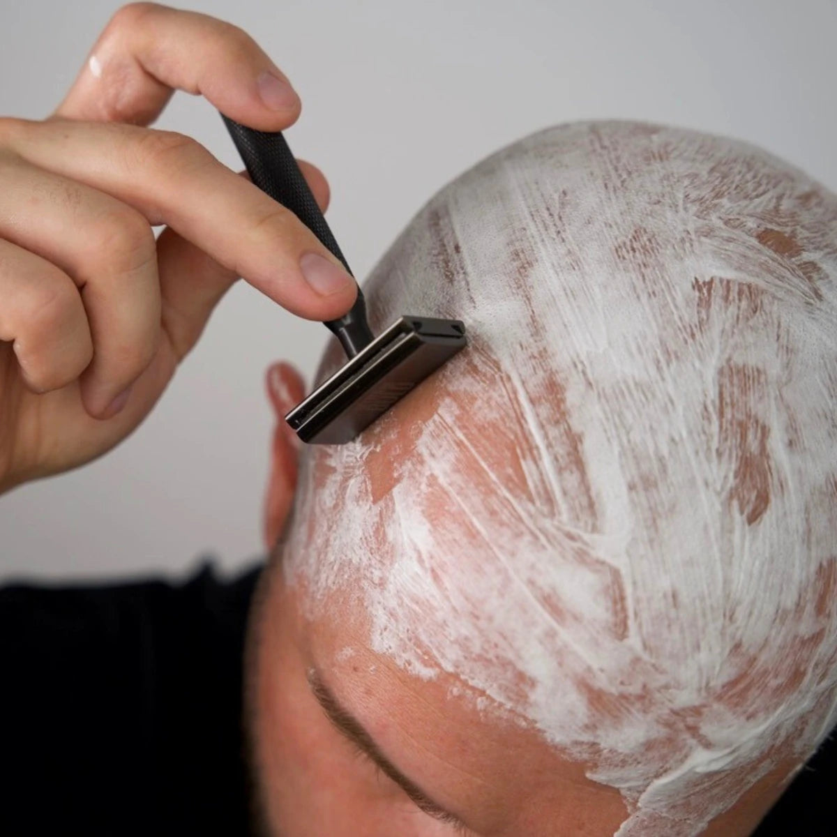 Head Shave Cream, Ultra-glide formular, 150 ml.