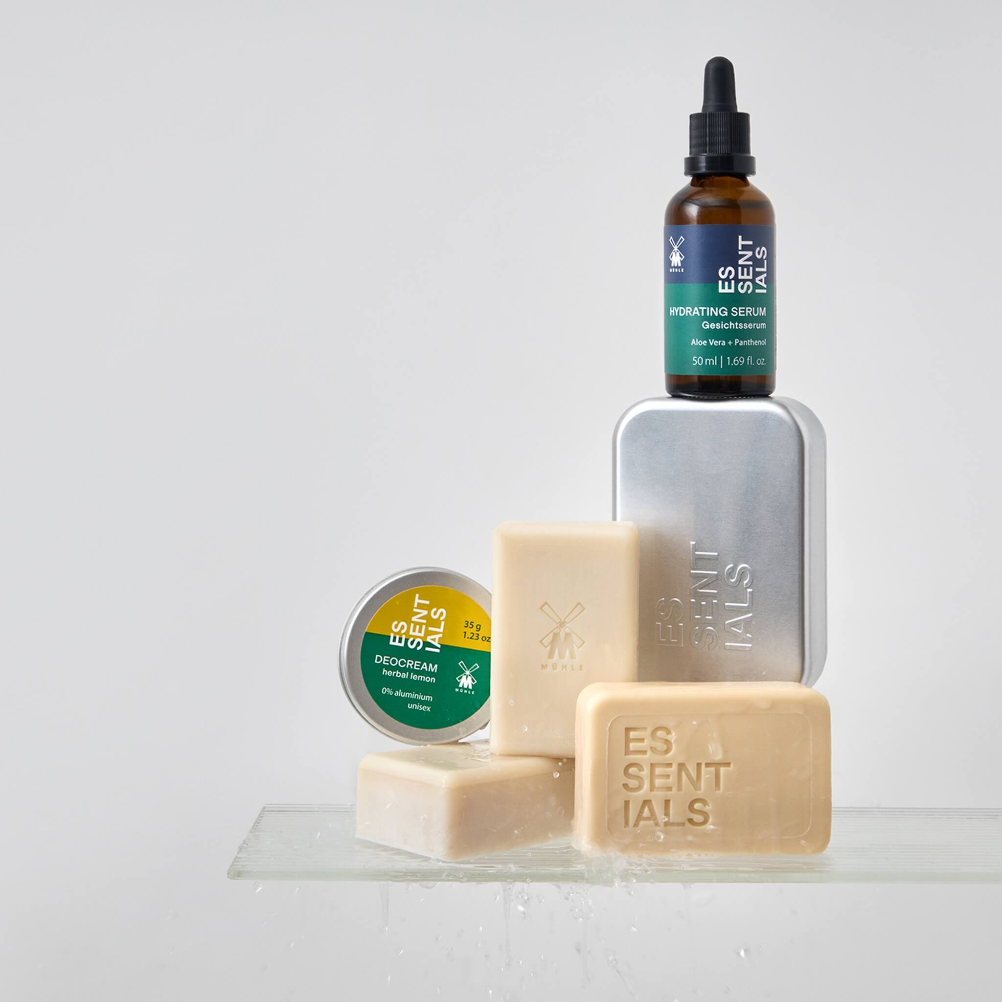 Hydrating Serum, Aloe Vera & Panthenol, Essentials, 50 ml.