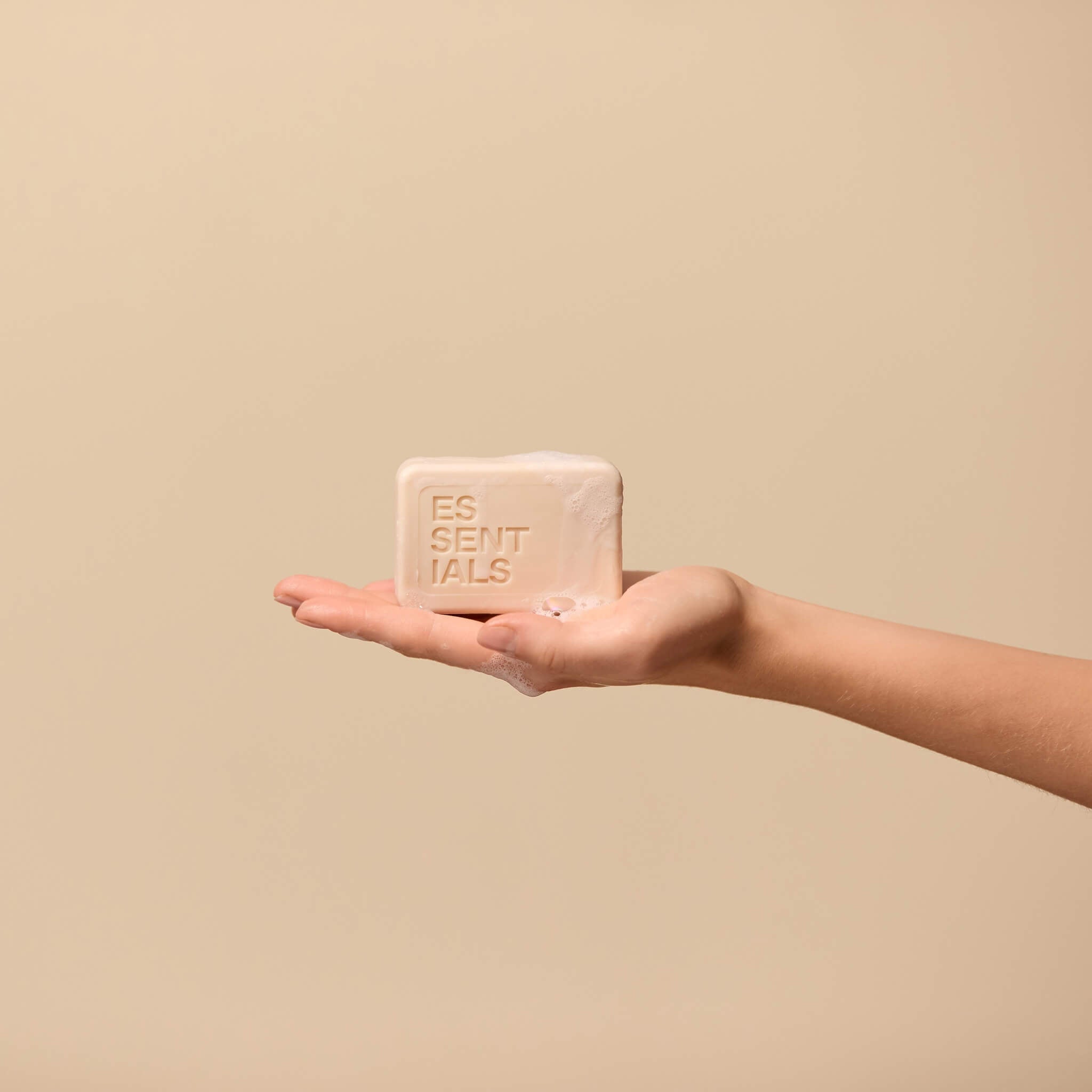 Body Bar Soap, Blackcurrant & Cedar, Essentials, 100 gr.