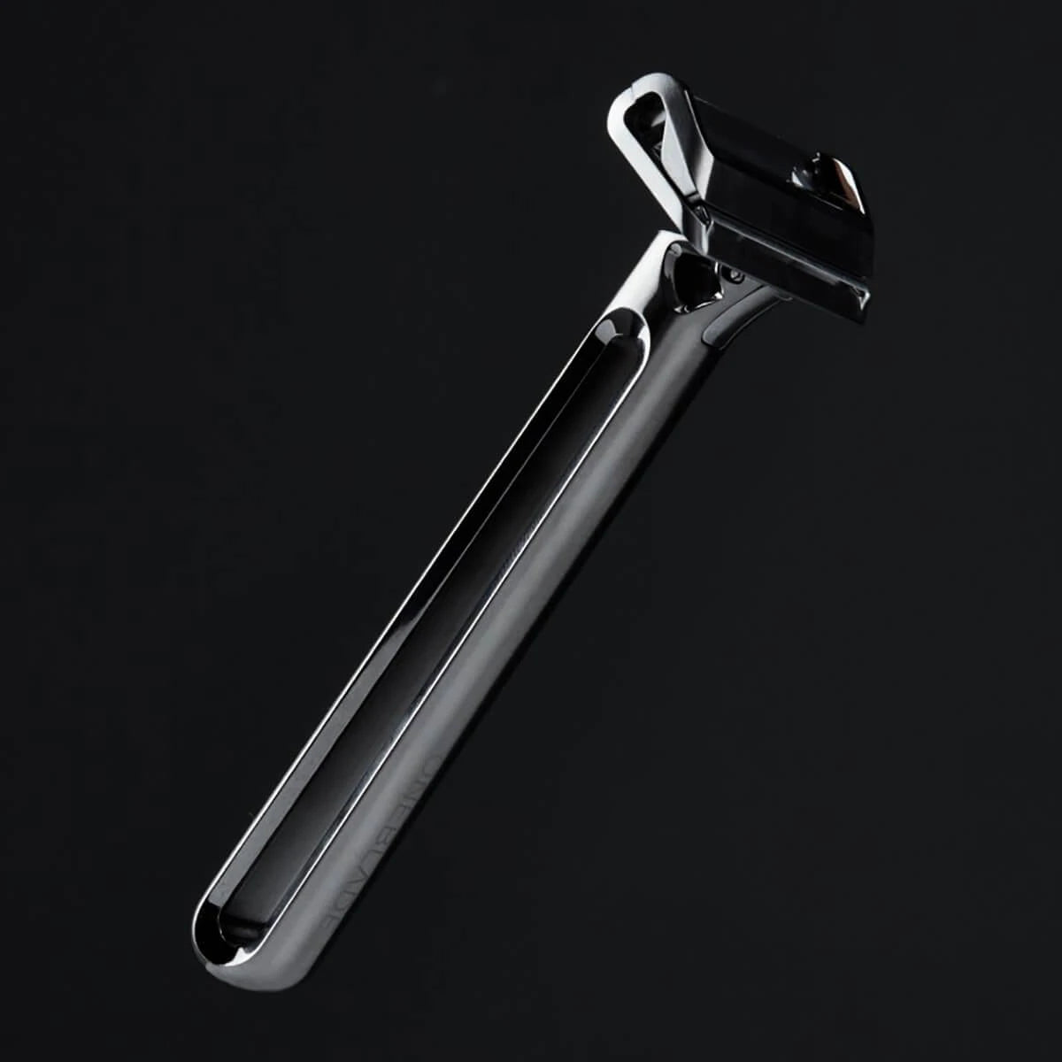 Genesis Single Edge Skraber, Gunmetal
