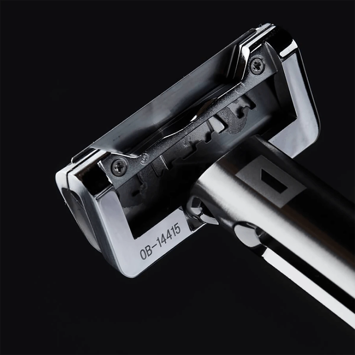 Genesis Single Edge Skraber, Gunmetal