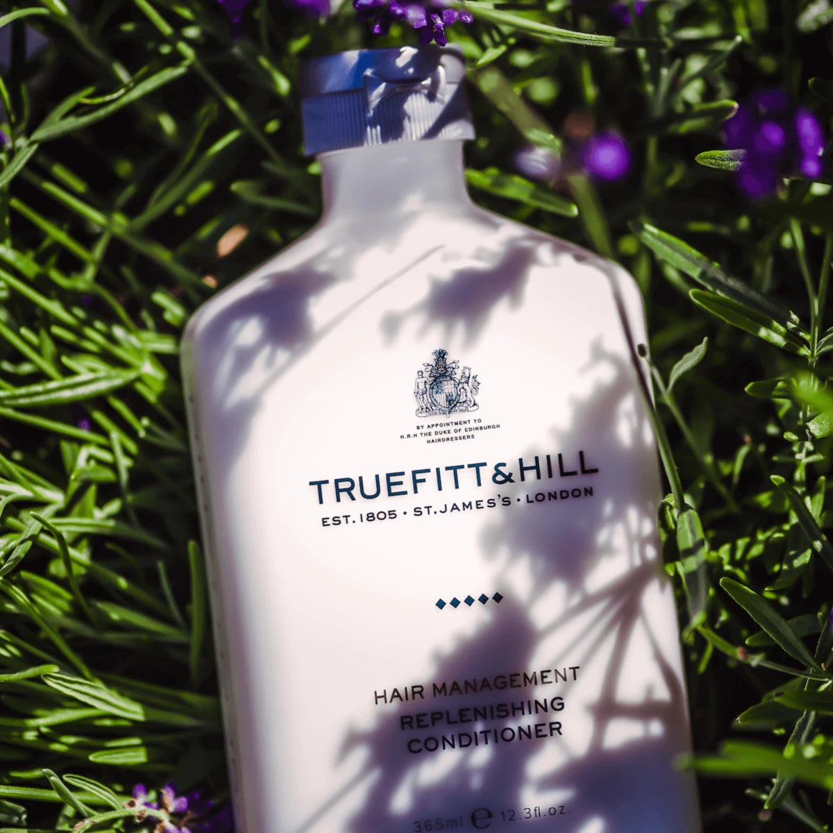 Replenishing Conditioner, 365 ml.