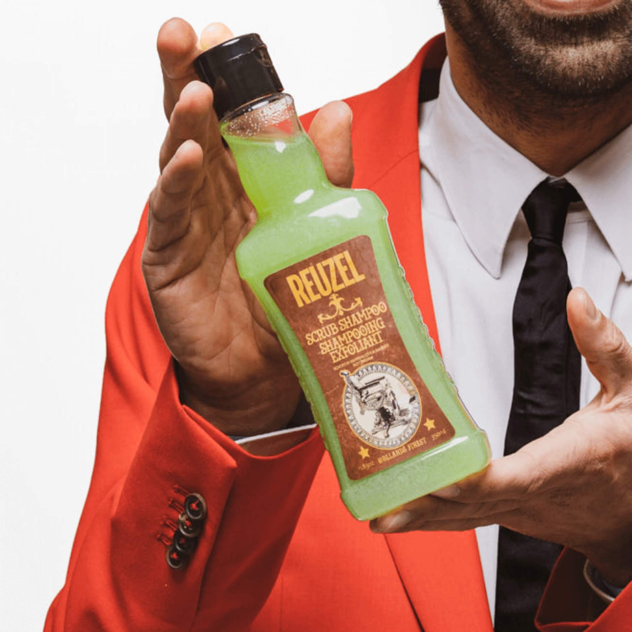 Scrub Shampoo Exfoliant, 350 ml.