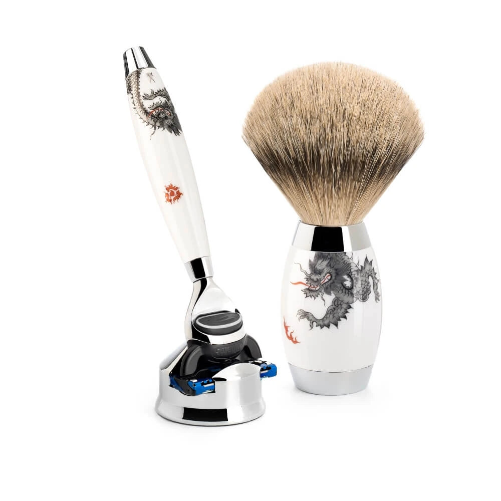 Meissen Porcelain Barbersæt med Fusion Skraber, Silvertip Barberkost og Holder, Porcelæn