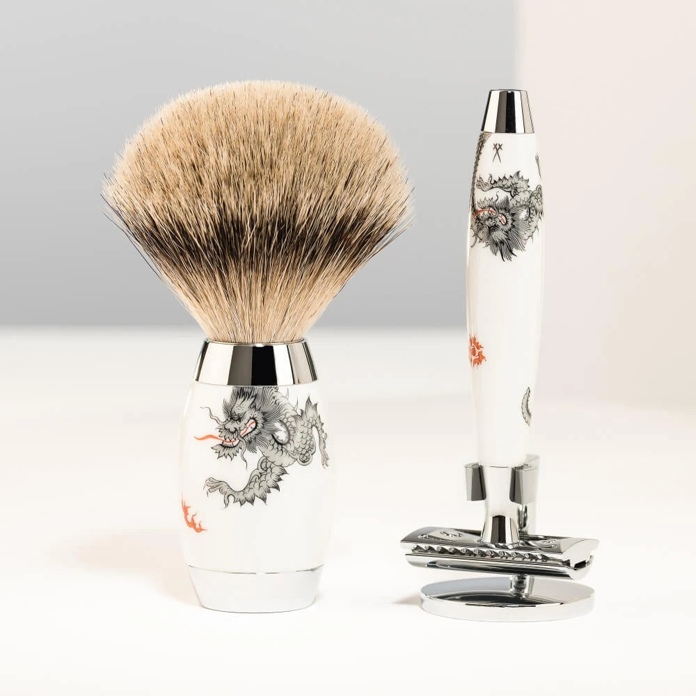 Meissen Porcelain Barbersæt med DE-Skraber, Silvertip Barberkost og Holder til skraber, Porcelæn