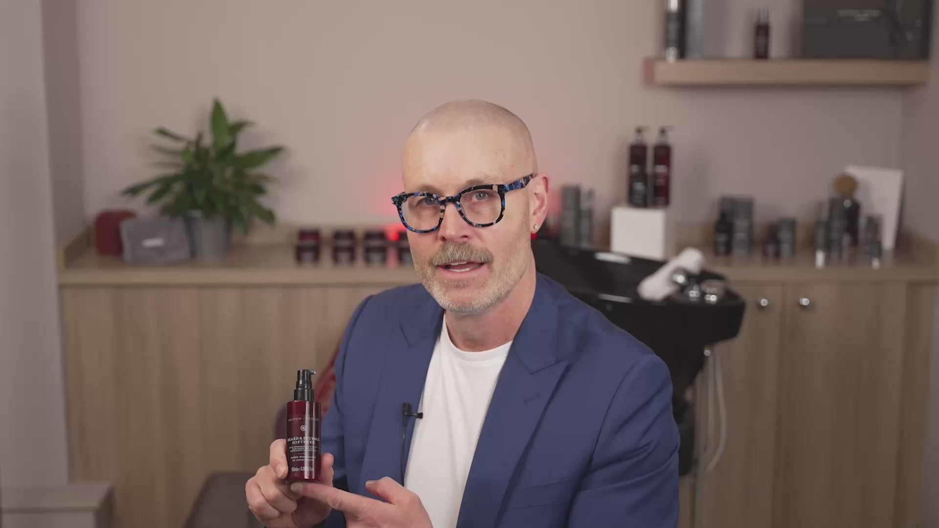 Indlæs video: Beard &amp; Stubble Softener, 100 ml.
