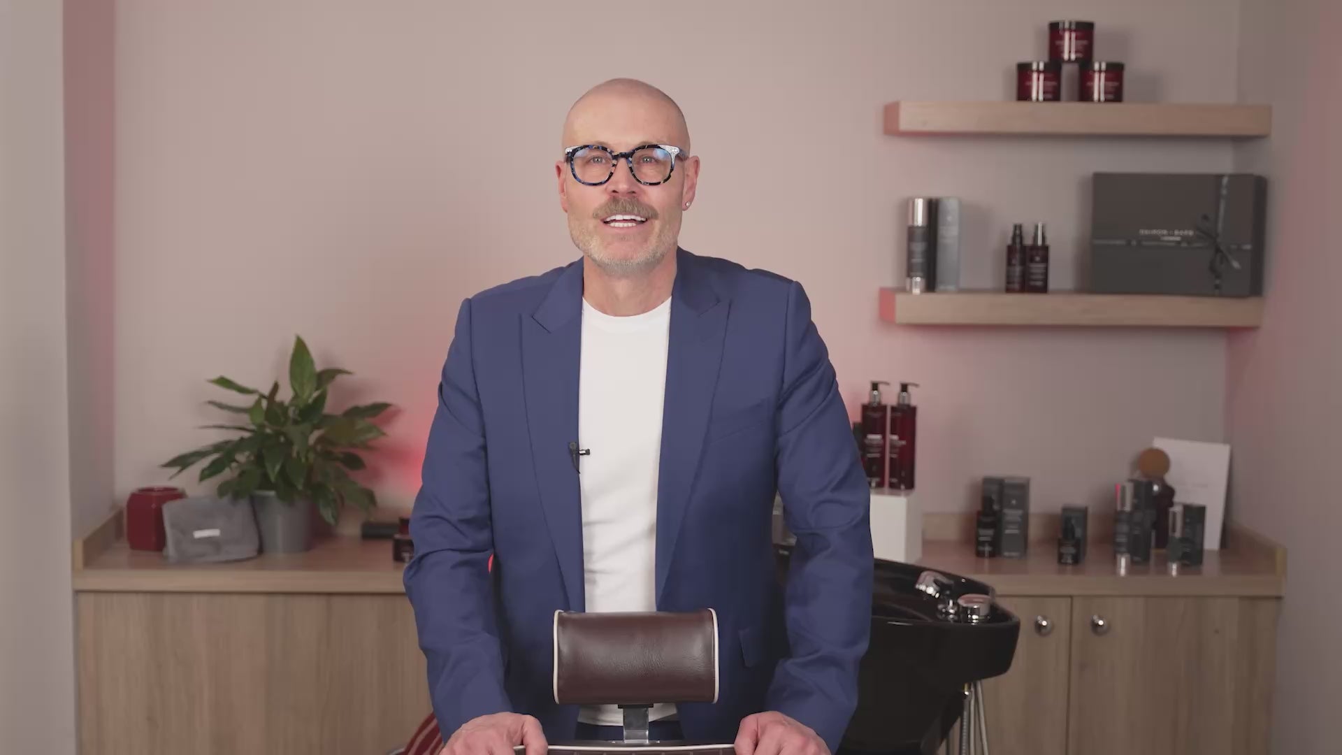 Indlæs video: Beard Comb