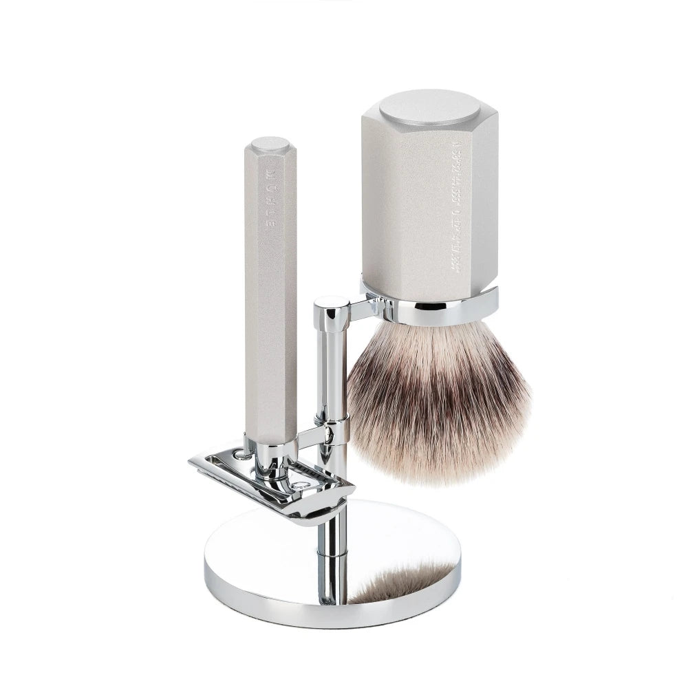 Mark Braun Barbersæt med DE-skraber, Barberkost og holder, Hexagon, Sølv Aluminum